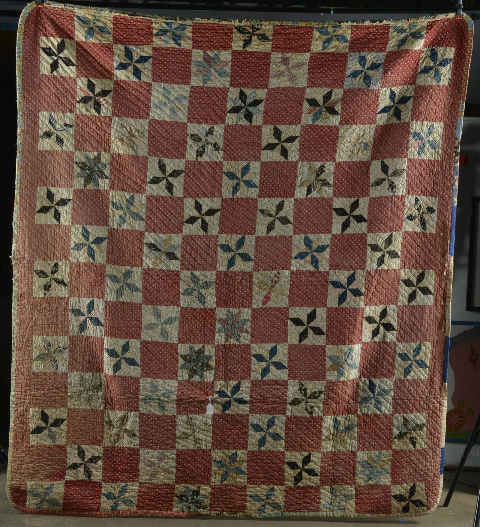 AMERICAN SOUTHERN QUILT: ca. 1900 - Virginia or North Carolina. 72"x82"