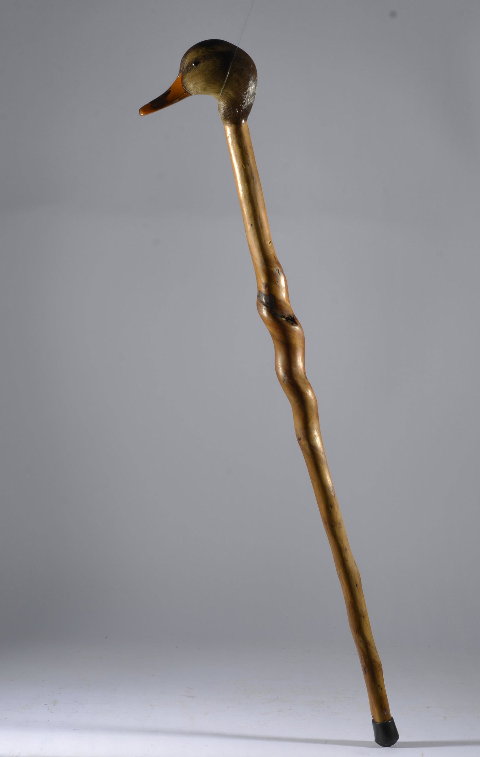 FOLK ART CARVED CANE WALKING STICK: carved ducks head with twisted root shaft. 36"