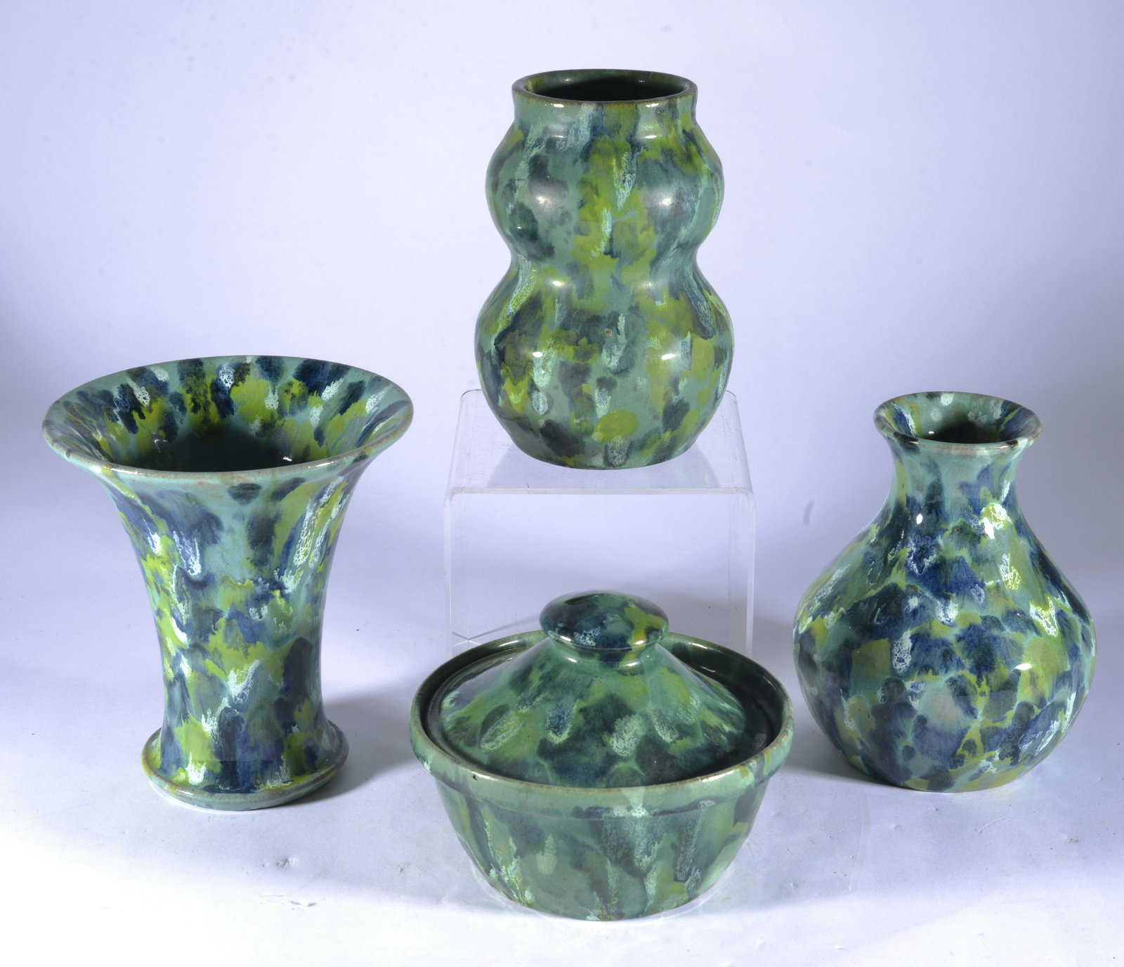 KENNETH GEORGE COLE POTTERY GROUPING SEAGROVE SANFORD NC: Observed that all 4 pots appeared to be turned by Kenneth George Cole and in 2002. The largest is 6.5" tall, bowl is 5.5" wide.