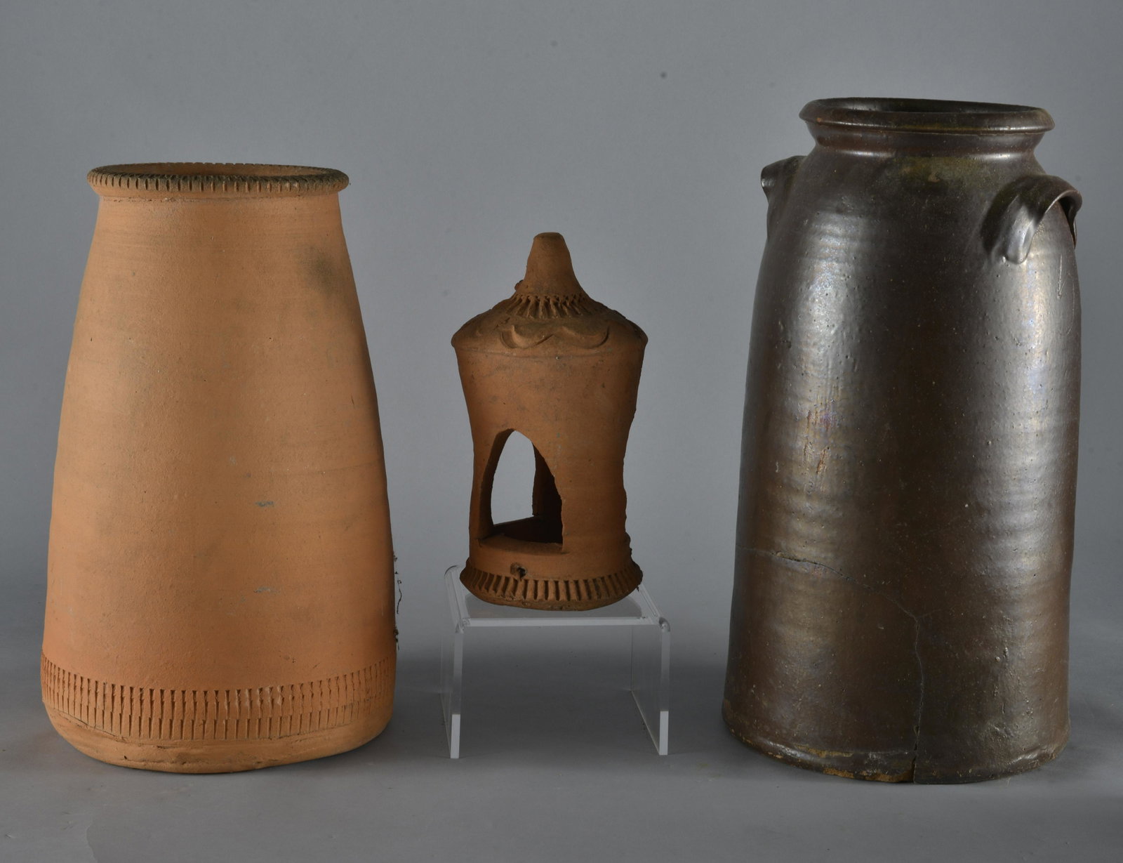 Hewell Southern Georgia Pottery Group: pottery in this group has damage or ware- Tallest is 18 1/2"