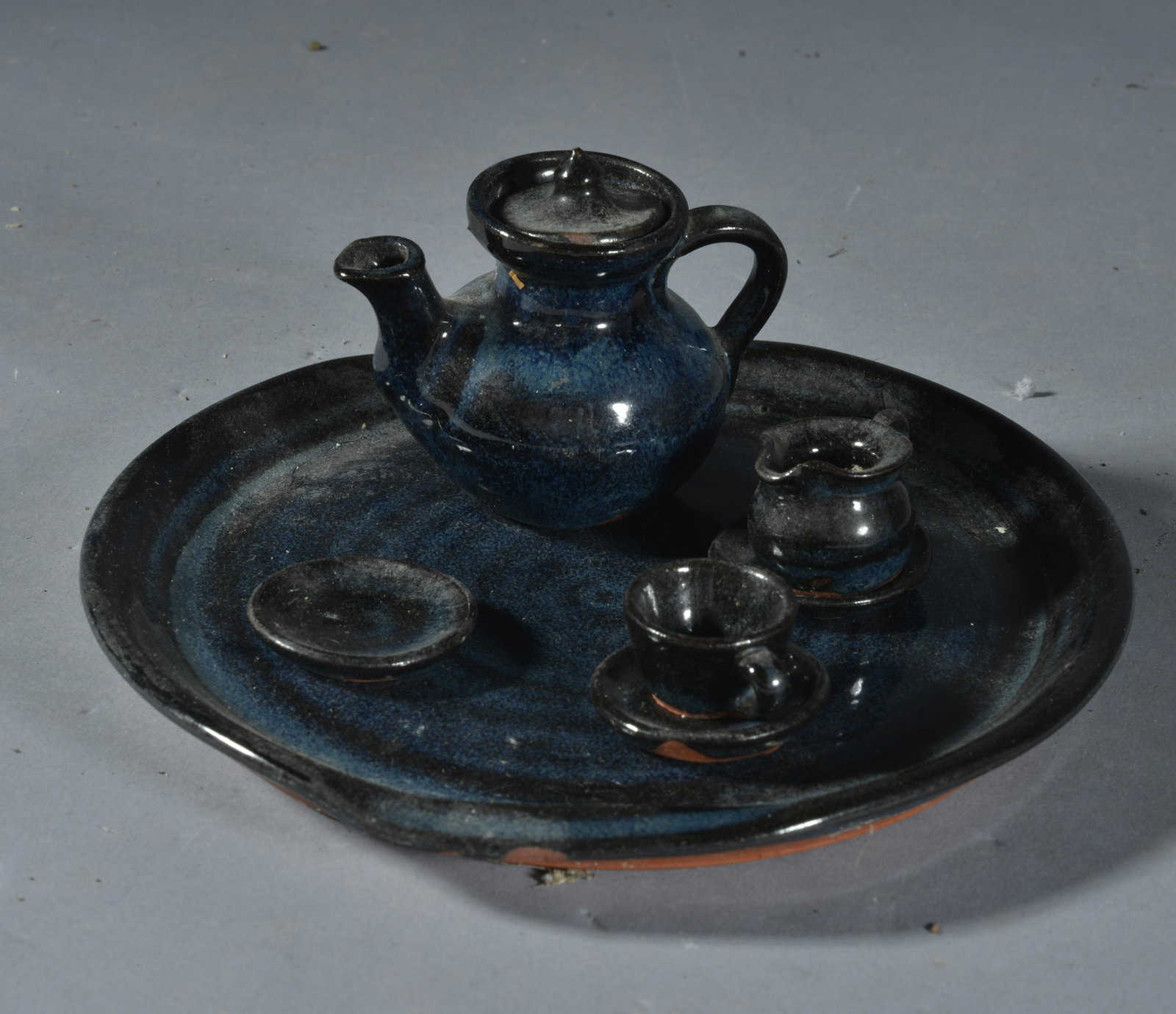 Nancy Owens Pottery Miniature Tea Set: Great mini set by one of the Owens family (children of ML Owens), Nancy Owens, sister to Vernon & Boyd, etc, dated 1986- plate that holds items is 7" diameter.