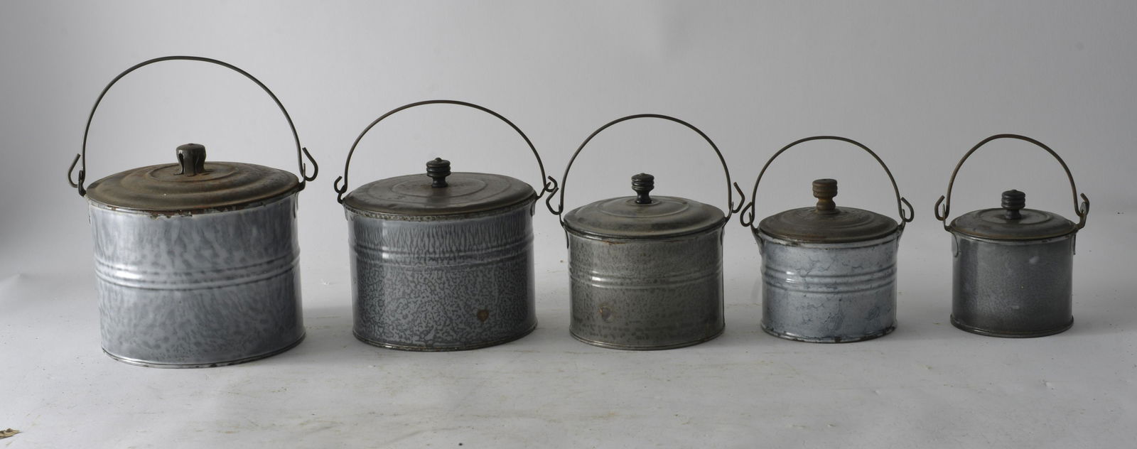 Five Gray Enamelware Assorted Berry Buckets with Wire Handle & lids  (One Signed) (1 of 4)