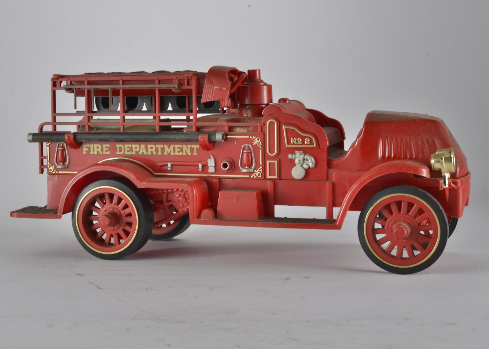Jim Beam 1917 Mac Firetruck Decanter: Missing parts - 18" Long