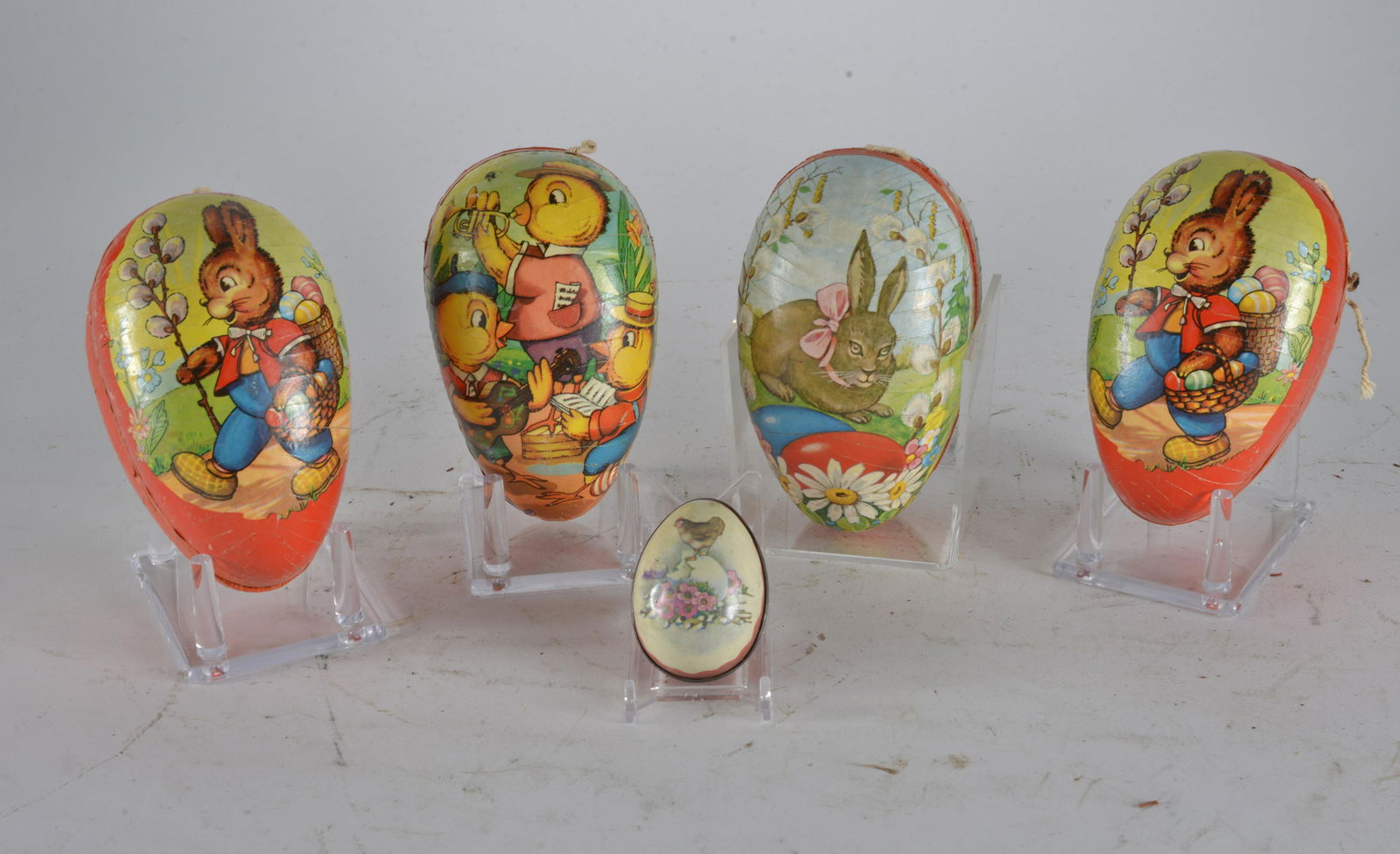 5 Easter Candy Containers (1 of 3)