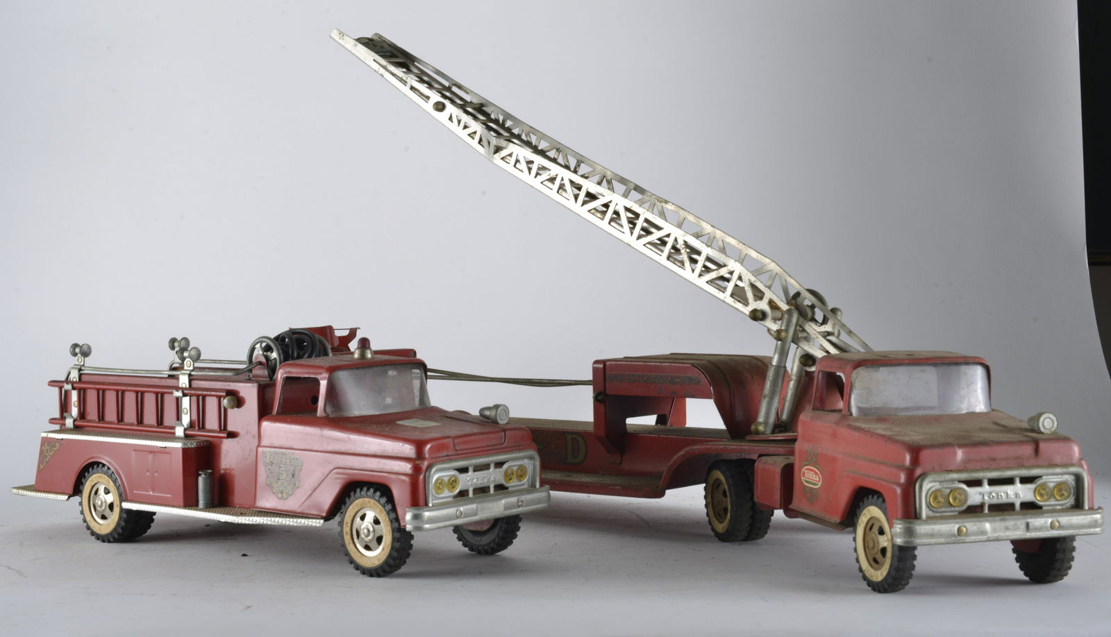 2 Tonka Fire Trucks one hook and ladder- other water truck (1 of 5)