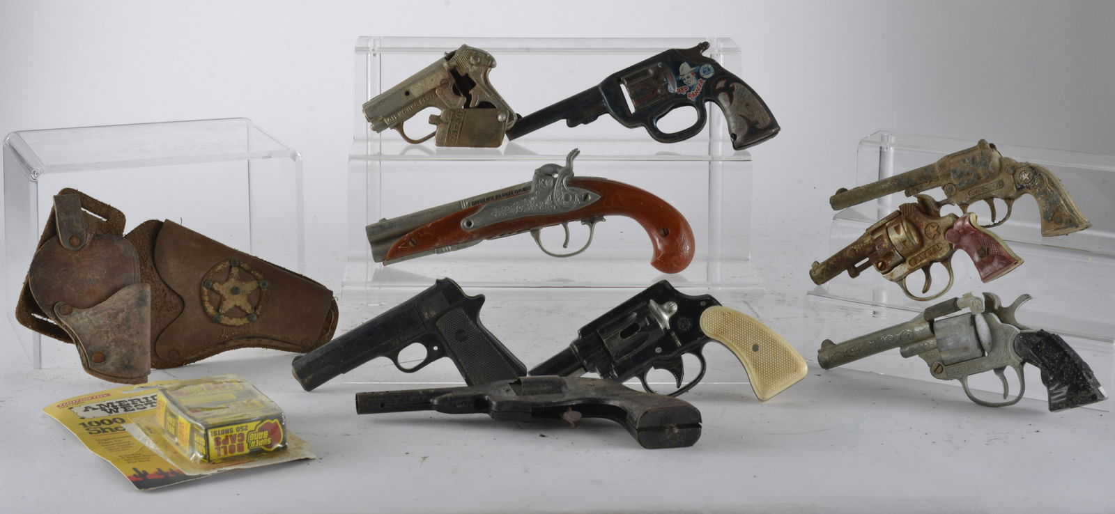 9 Assorted Cap Guns with caps and 2 holsters (1 of 1)