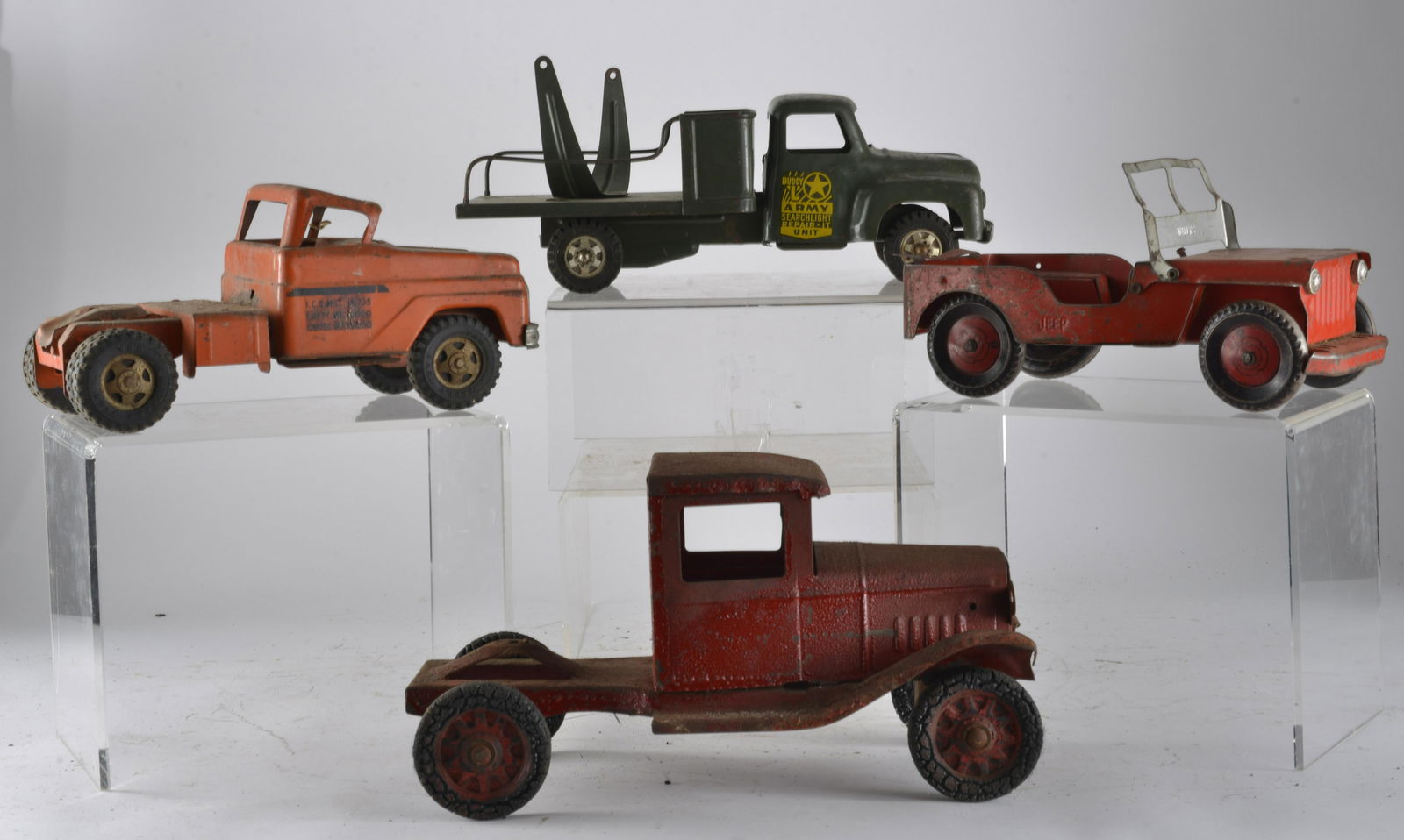 4 assorted metal trucks (1 of 1)