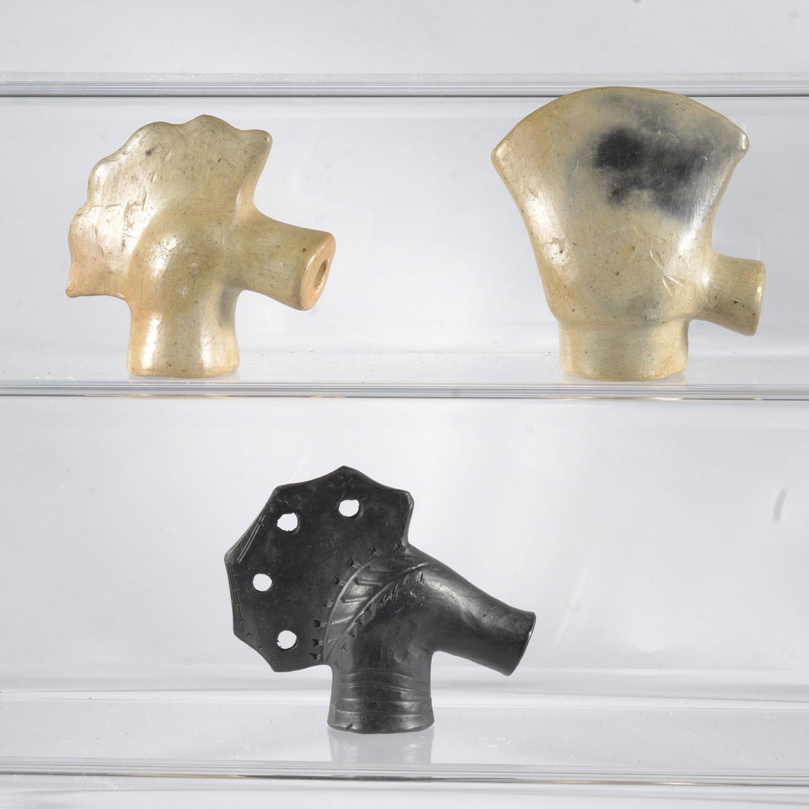 Catawba Indian Pottery Tomahawk Pipe Group SC: Excellent condition, Catawba Indian pipes set of 3 - LARGEST IS 3". The two whiter clay pipes possibly were made by Doris Blue, based upon comparable signed examples. And the dark black tomahawk pipe