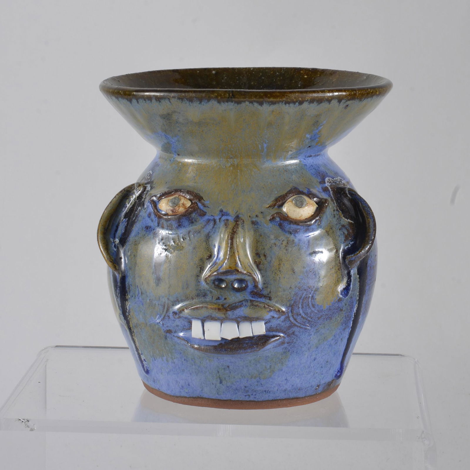 Walter Fleming Face Spittoon (1 of 4)