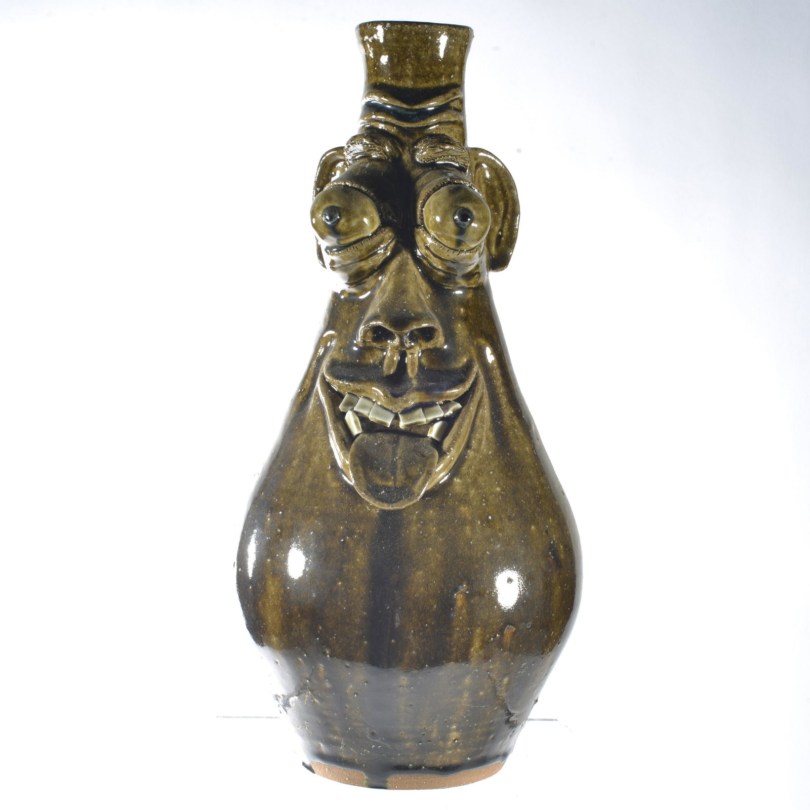 Jeff Young face jug bottle (1 of 3)
