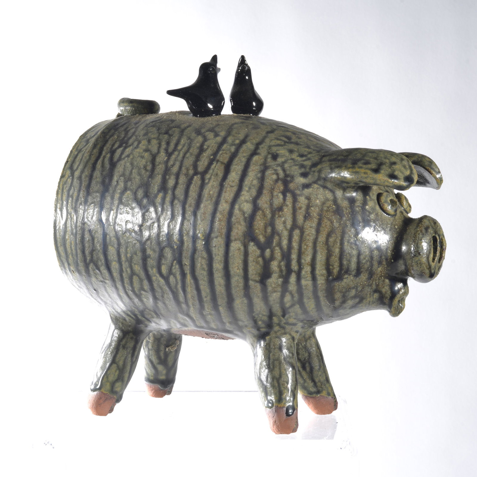 Brian Wilson Pottery Pig (1 of 5)