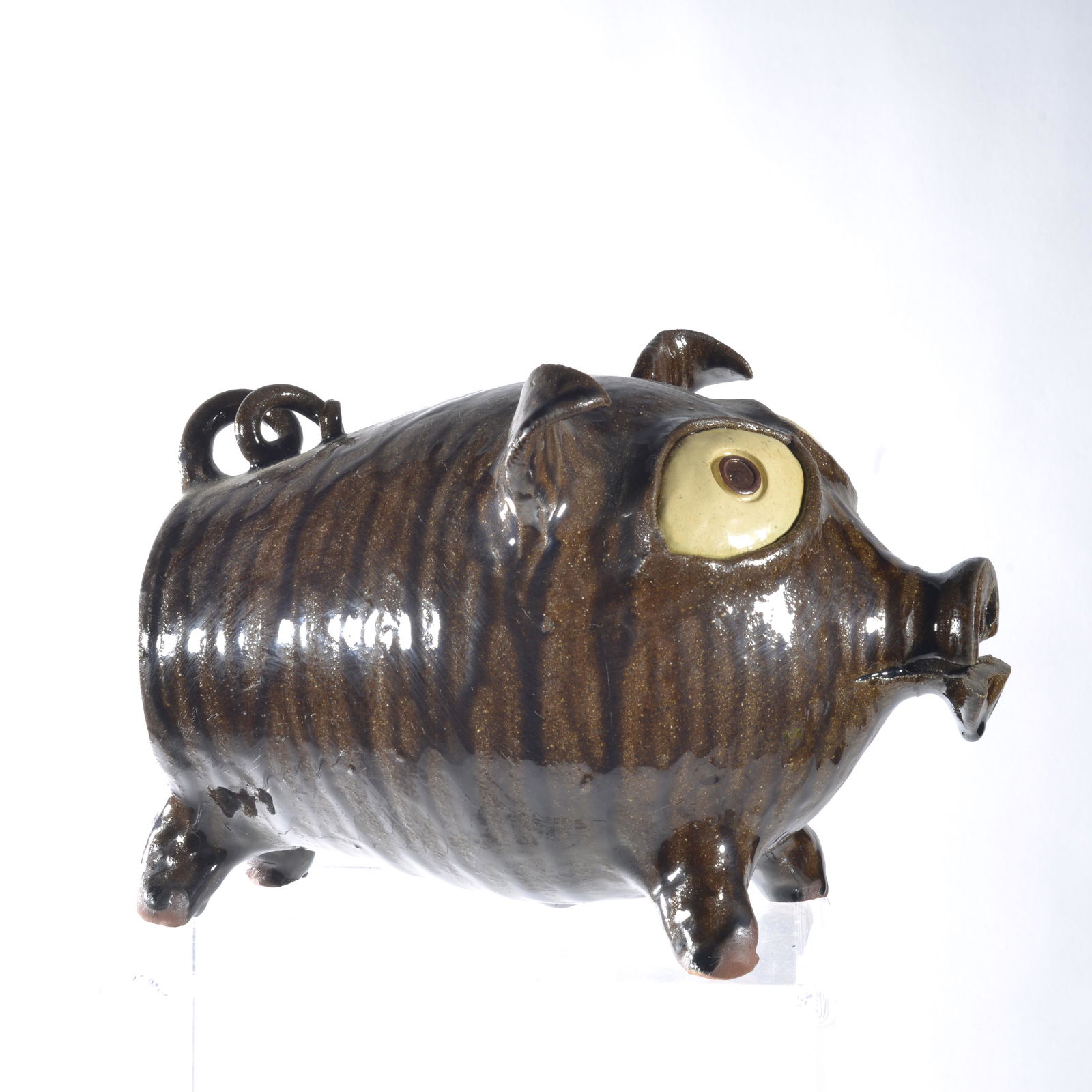 Todd Hewell Folk pottery Pig (1 of 5)