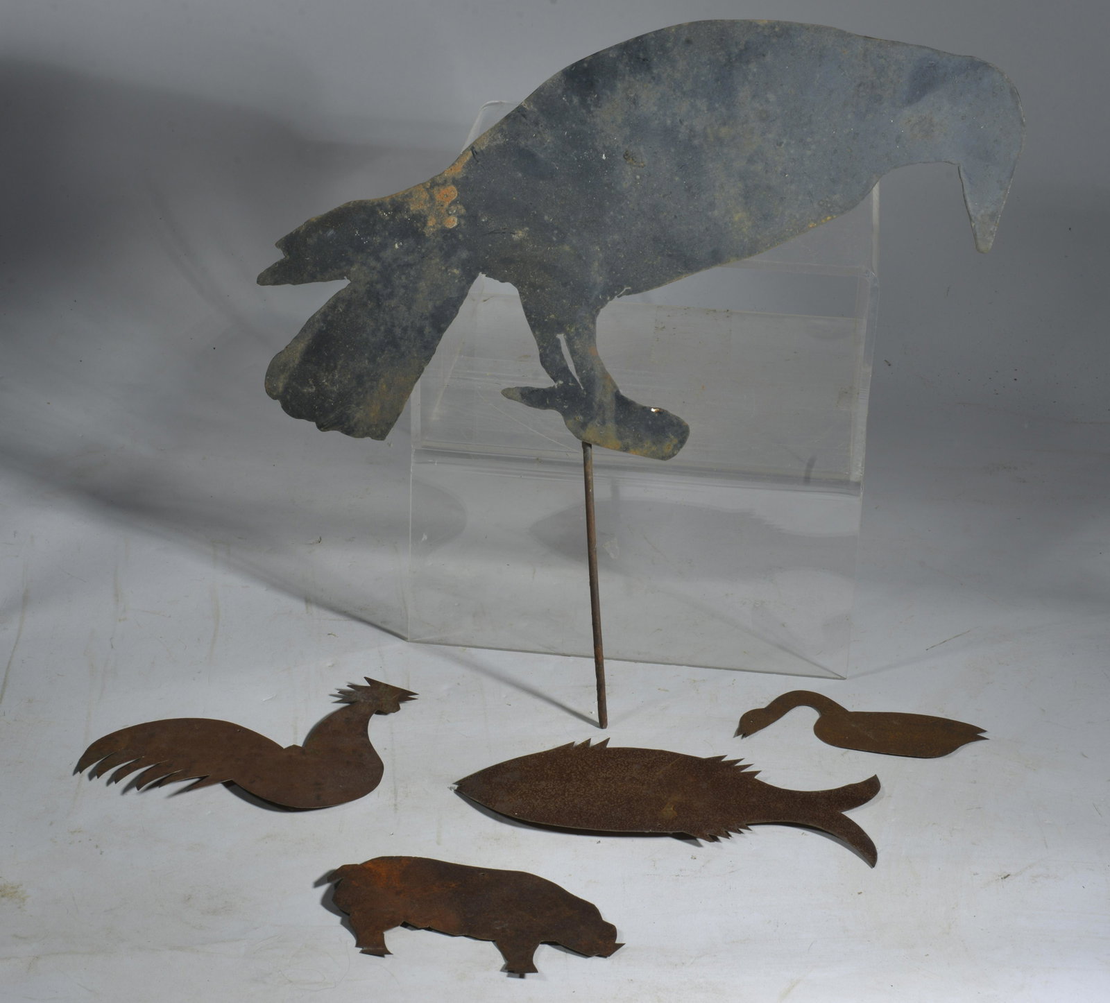 Vintage Metal Cut Yard Items: crow and others, crow size 22"