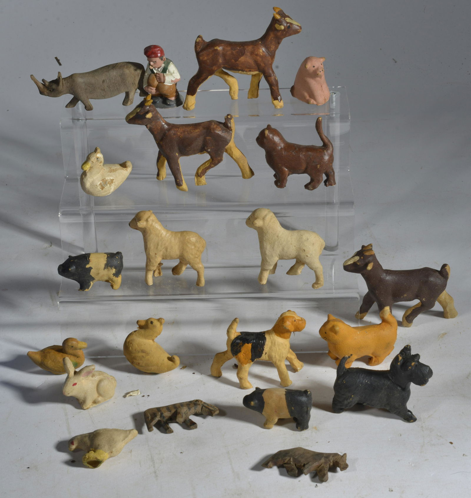 Vintage Animal Group mostly Resin: resin animals. 3"