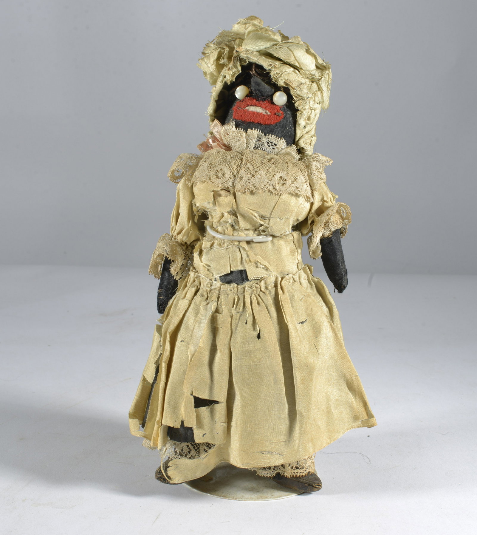 African American Doll: antique doll. African American. From the Bill Jones Collection. Avg height 10" all dolls have wear see photos for details.