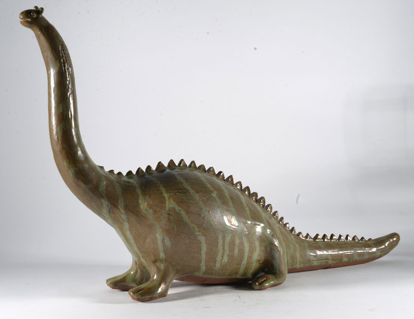 Marvin Bailey Folk Pottery Dinosaur (0005) on Jan 06, 2023 Ledbetter