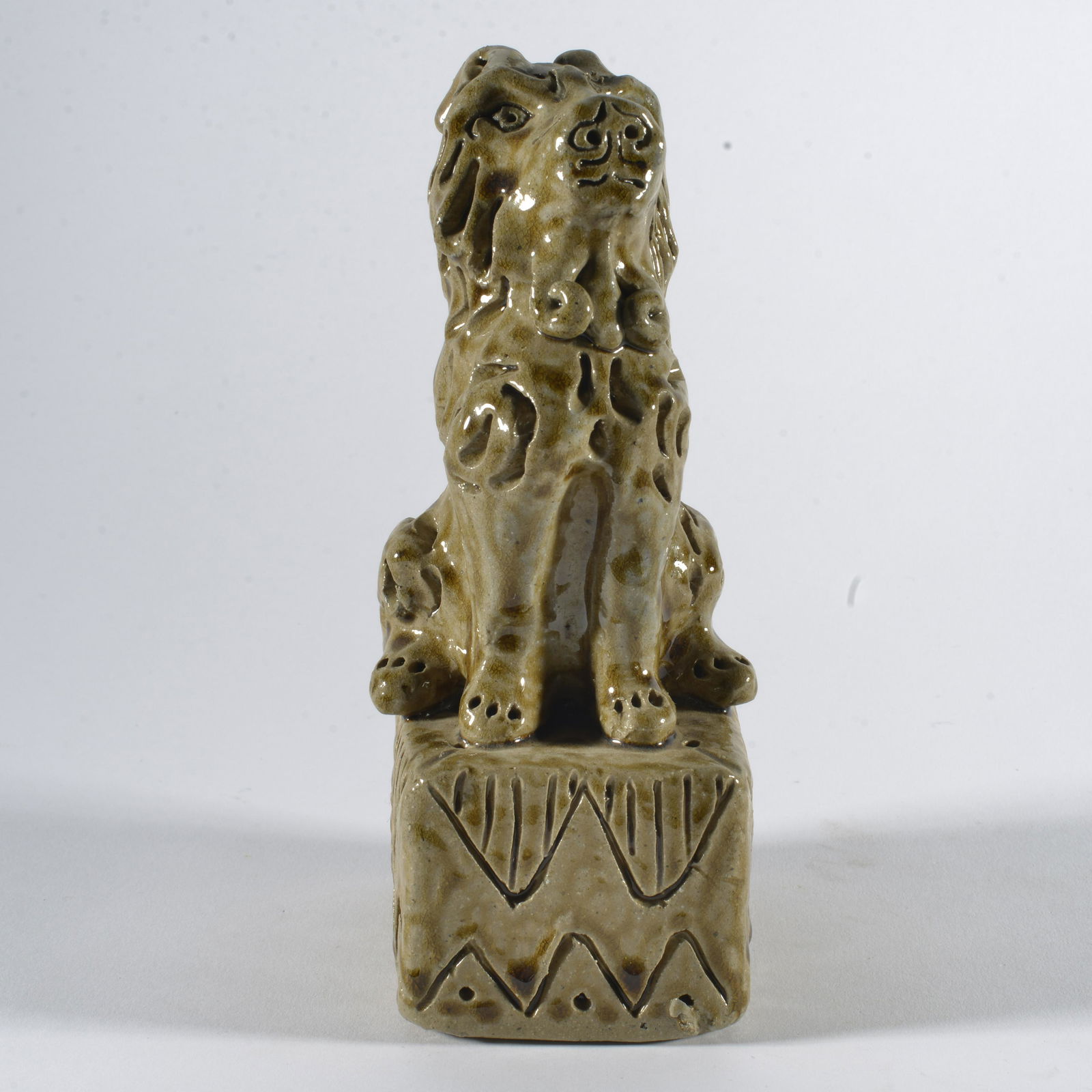 Billy Ray Hussey Folk Pottery Figural Seated Lion (1 of 5)