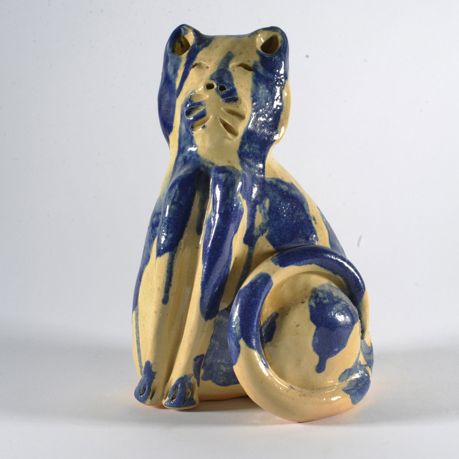 Billy Ray Hussey Folk Pottery Cat (1 of 5)