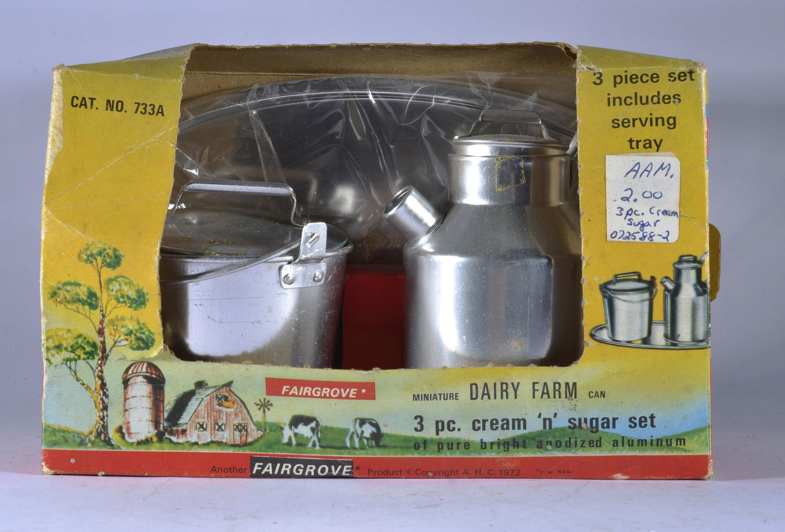 ALUMINUM DAIRY FARM SET: 1972 3 PCS. CREAM 'N' SUGAR SET IN ORIGINAL BOX 4 1/2 "H