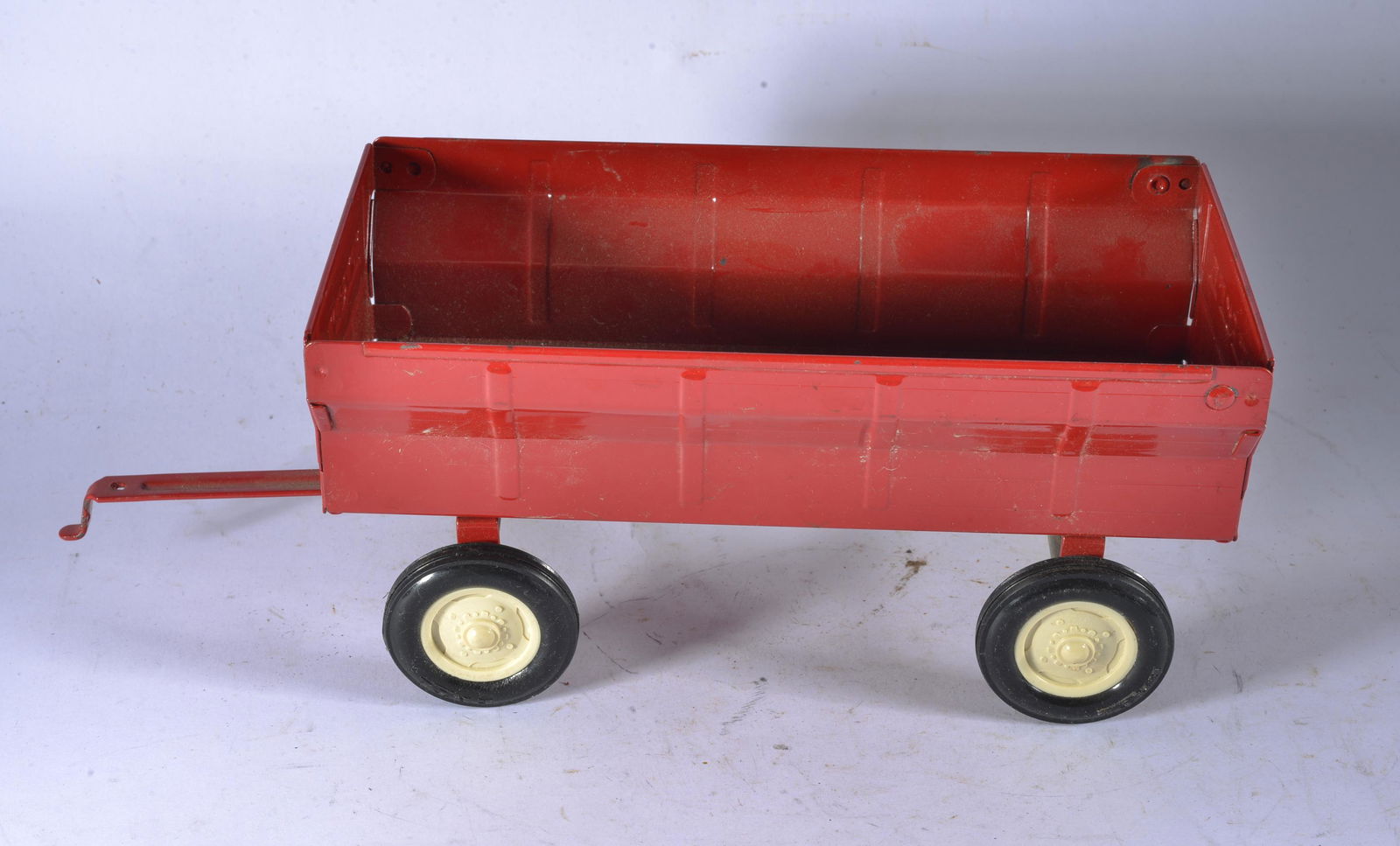 ERTLE DYERSVILLE WAGON BOX (1 of 4)