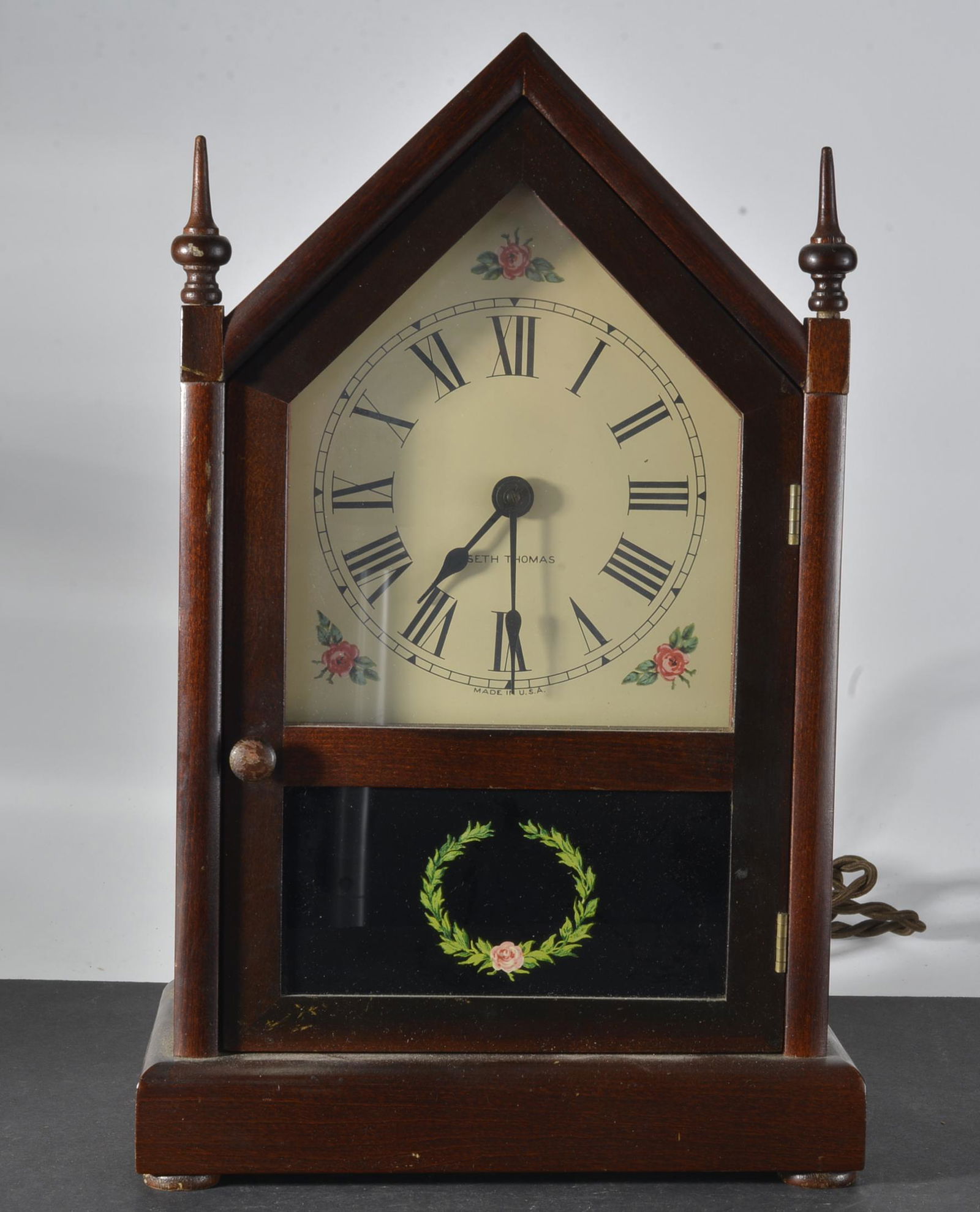 Seth Thomas Mantel Clock: Seth Thomas Cathedral Clock 14" H