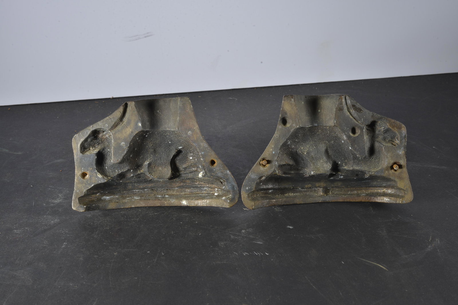 Antique Mold: antique estate item by way of the Quincy Scarborough collection. See photos for details. Item is authentic and fresh to the market.