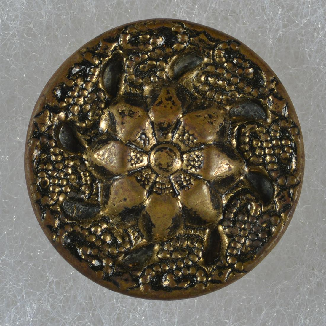 DIVISION 3 METAL TWINKLE BUTTON (1 of 2)
