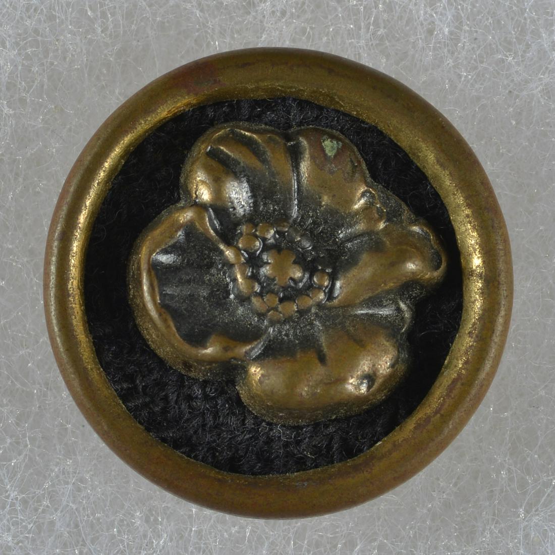 DIVISION 1 METAL BUTTON (1 of 2)