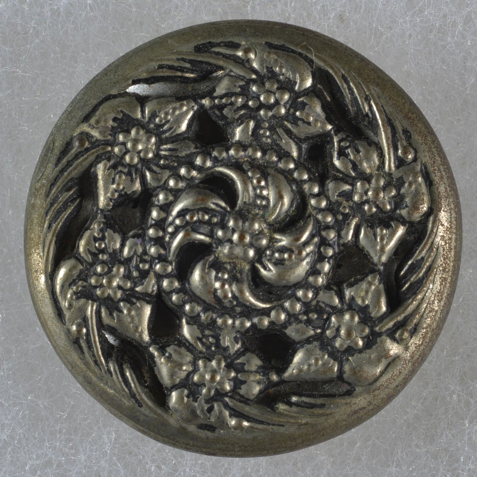 DIVISION 3 METAL TWINKLE BUTTON (1 of 2)