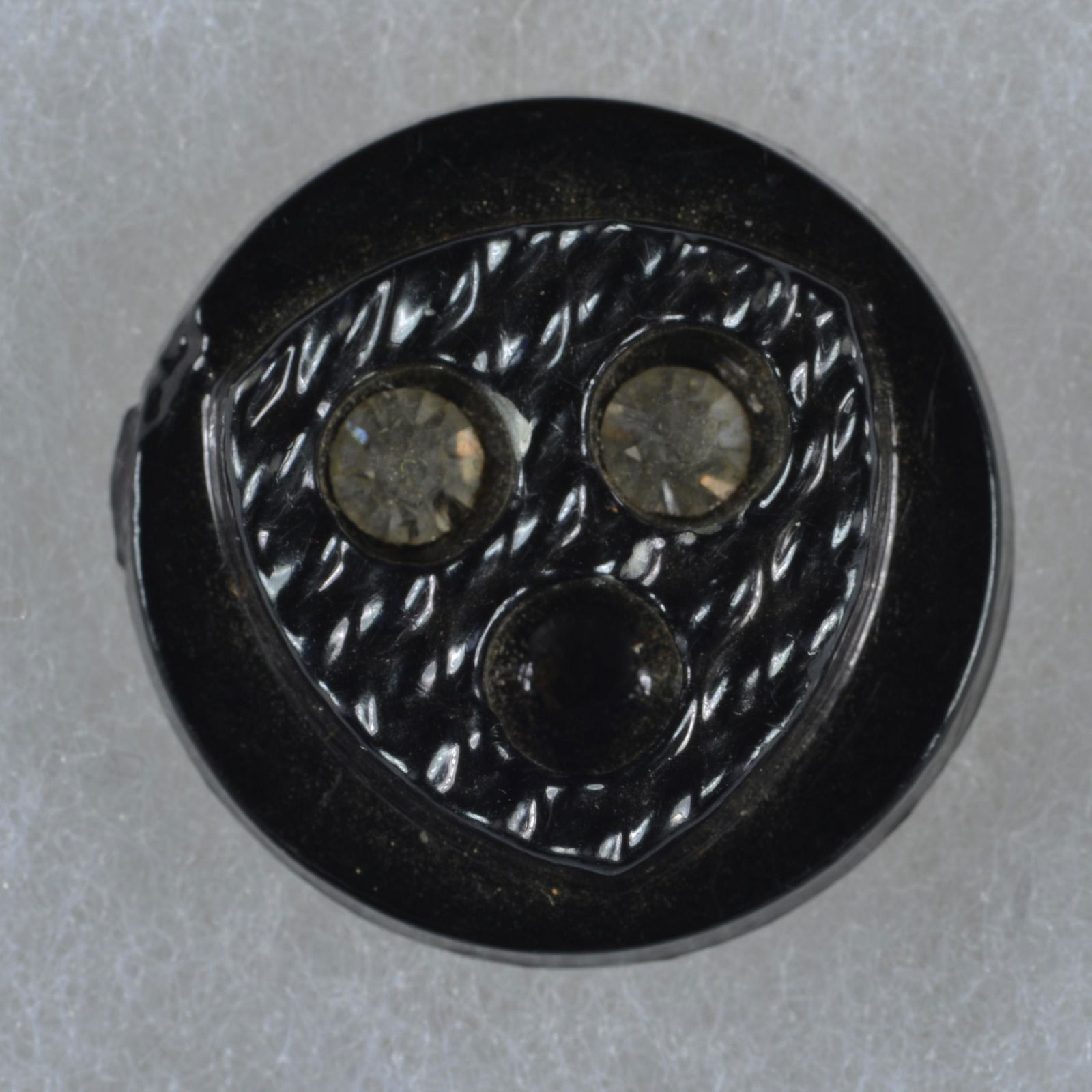 DIVISION 3 PLASTIC BUTTON (1 of 2)