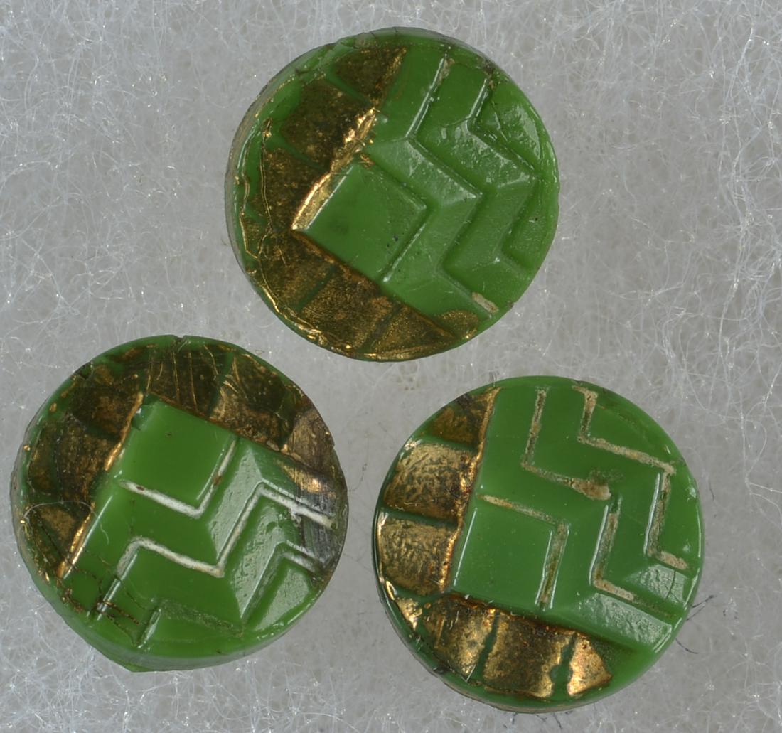 DIVISION 1 GREEN GLASS BUTTON (1 of 2)