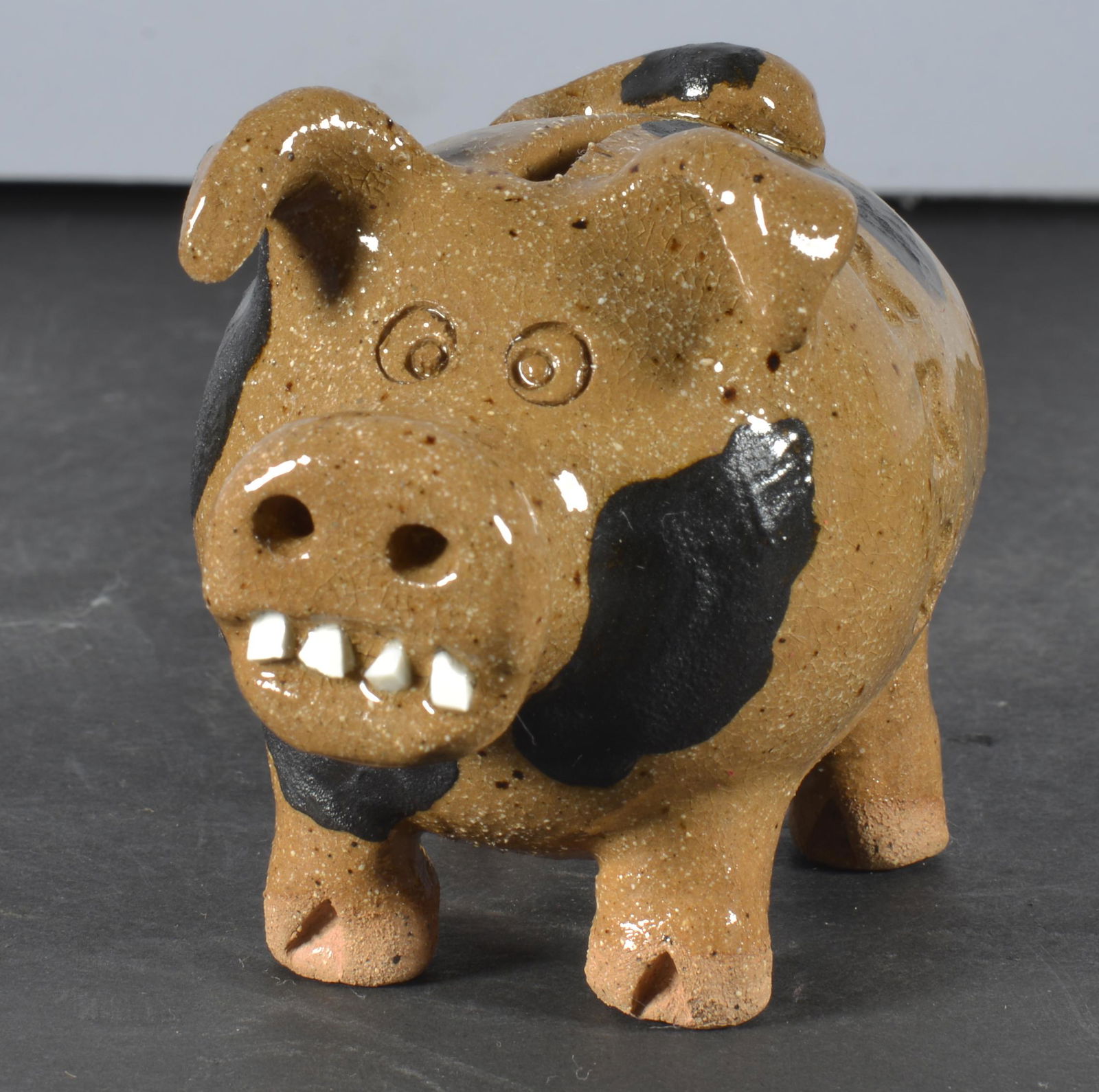 KATHY RICHARDS POTTERY PIG BANK (1 of 5)