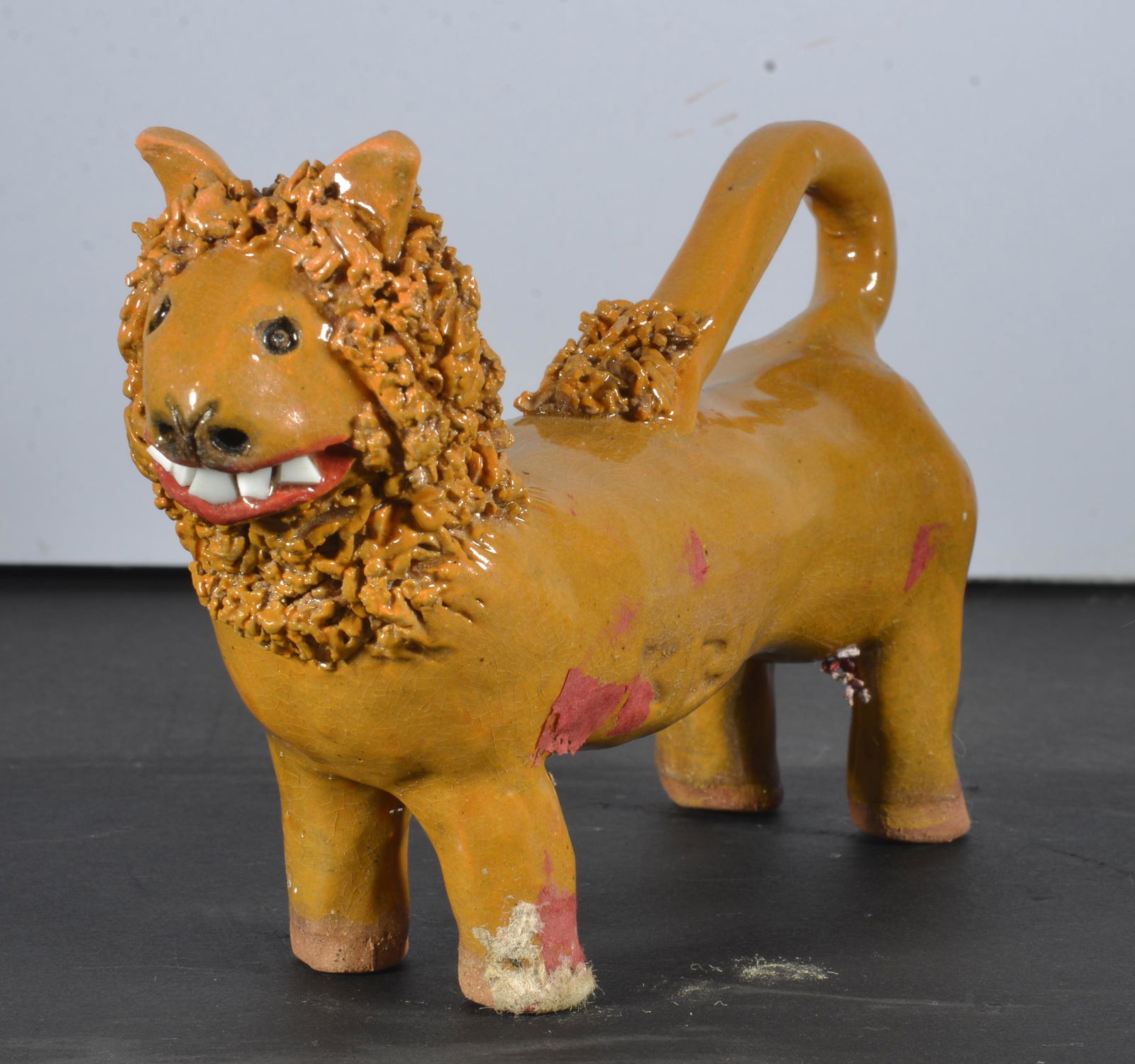 KATHY RICHARDS POTTERY FIGURAL LION (1 of 5)