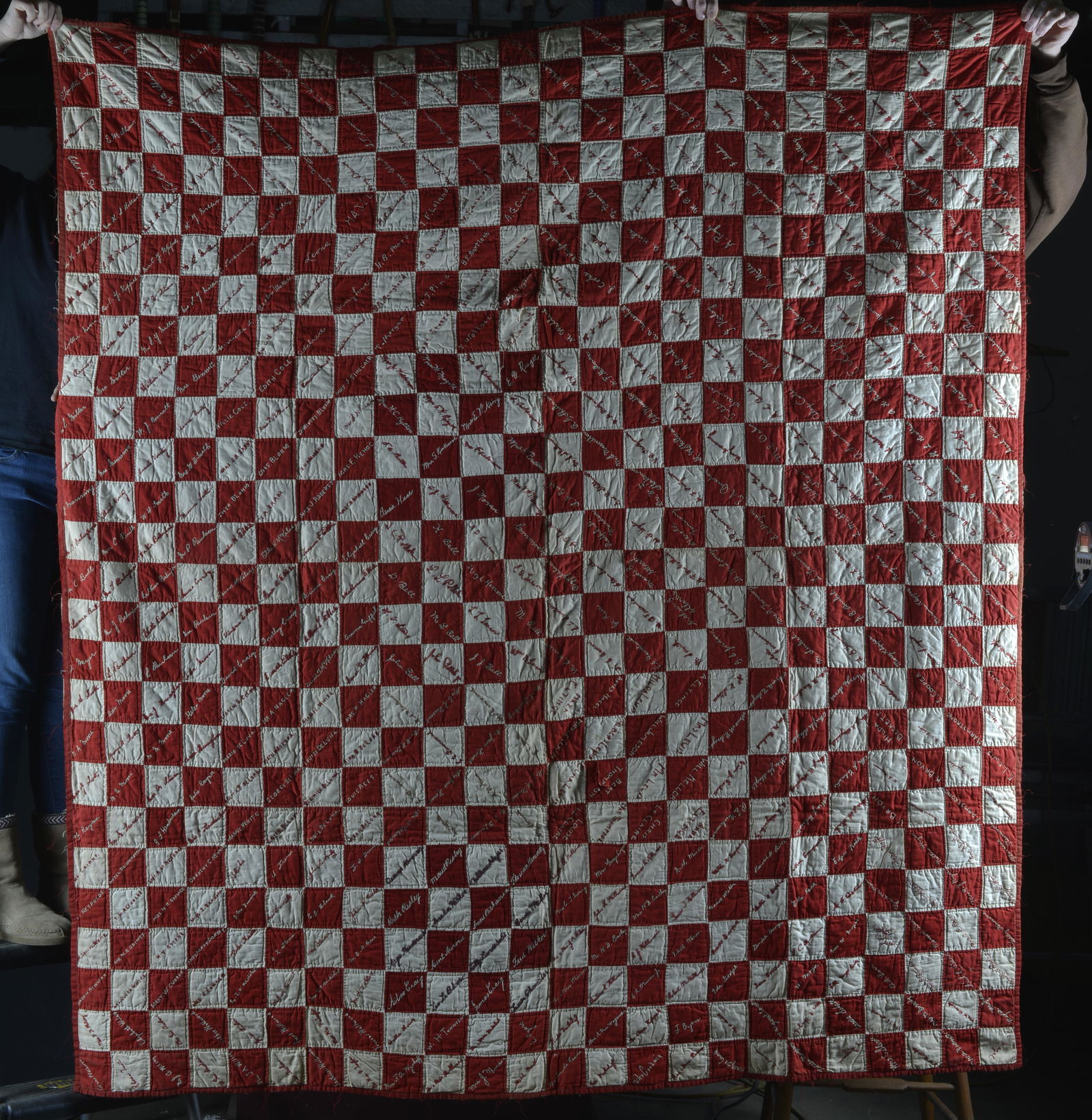 NORTH CAROLINA RED QUILT SIGNATURE QUILT (1 of 5)