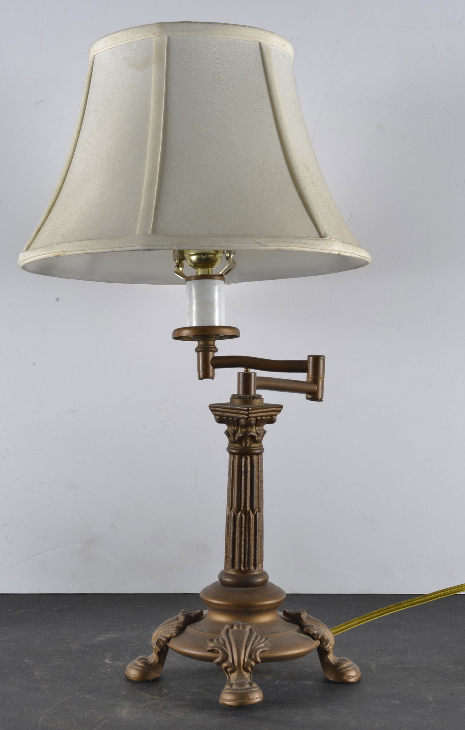 TRADITIONAL FOOTED SWING ARM TABLE LAMP (1 of 4)