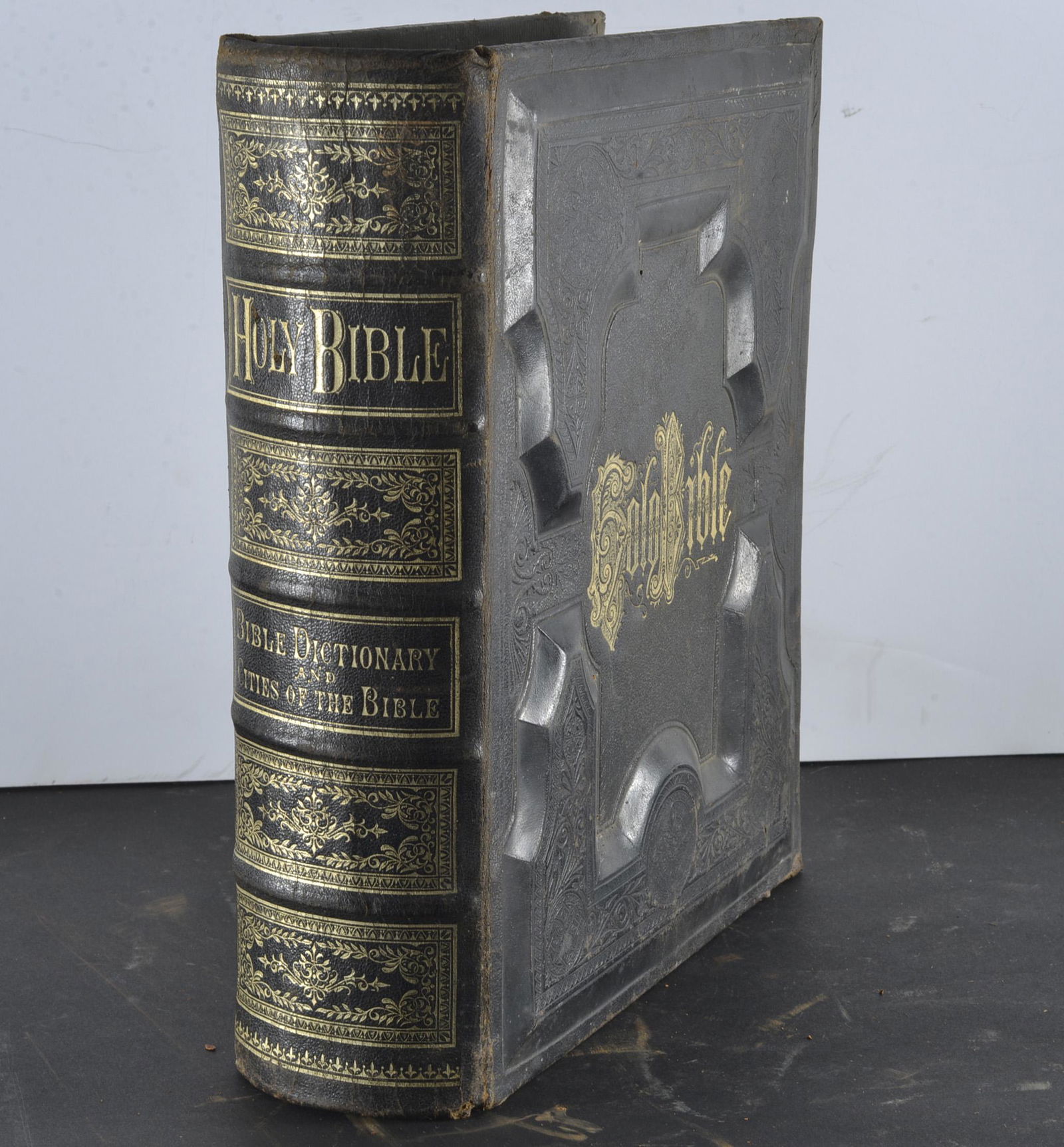 ANTIQUE BOOK-THE HOLY BIBLE (1 of 7)