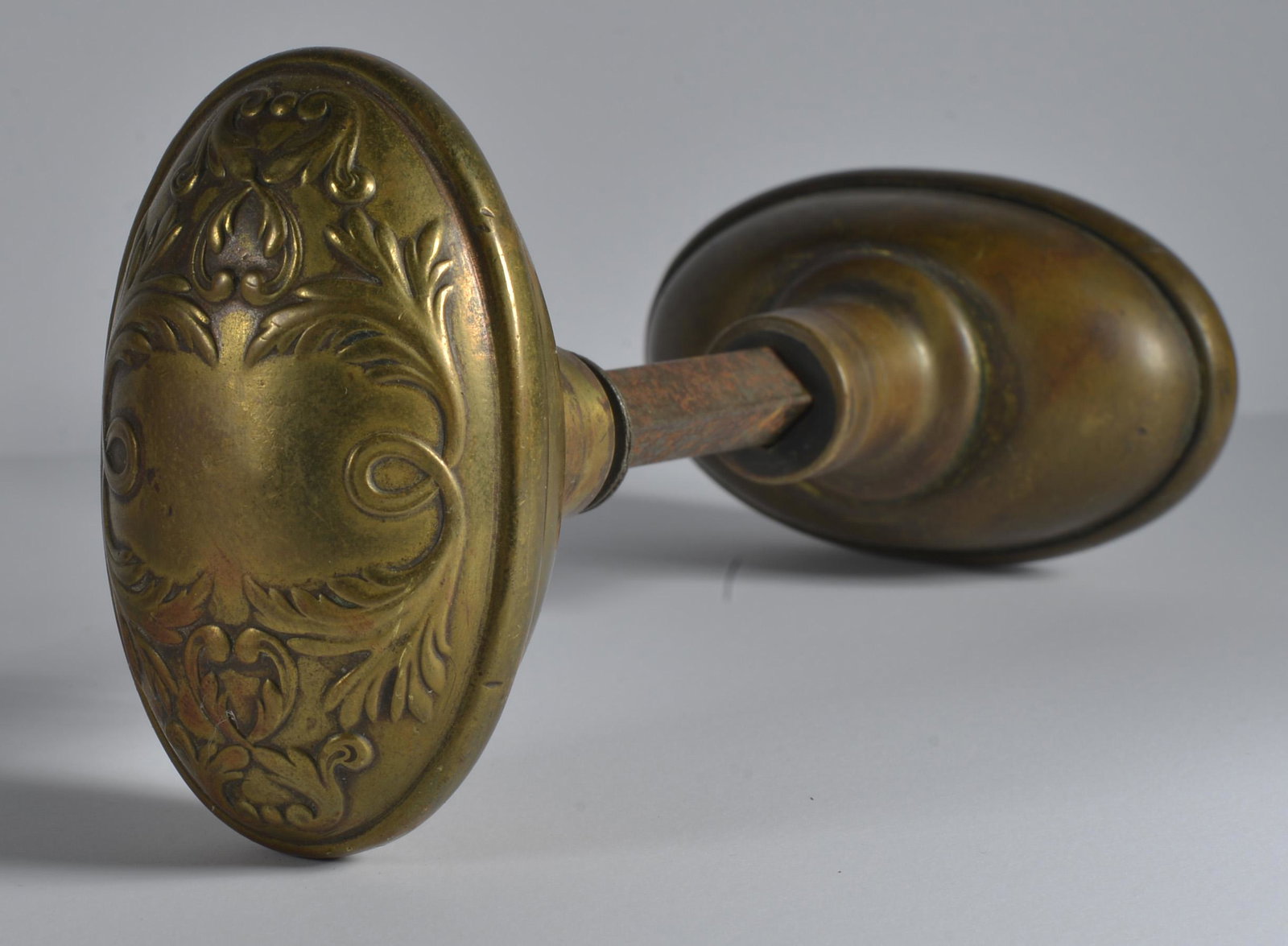 Antique Victorian Door Knob Antique Hardware: this is a fantastic selection of antique hardware from the lifetime collection of Greensboro Antique dealer Mary Wells.