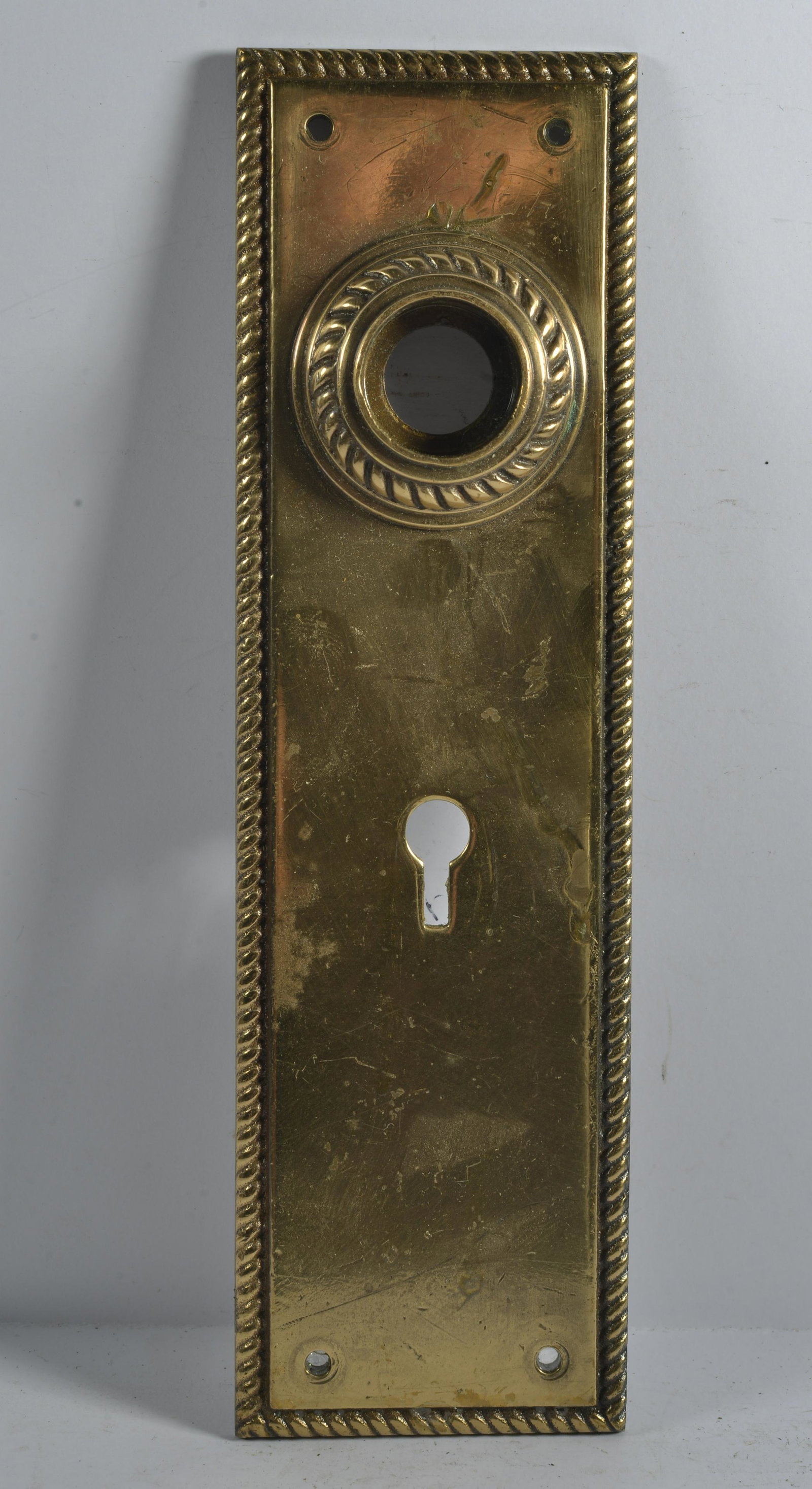 Antique Door Knob Back Plate Victorian Single Plate: this is a fantastic selection of antique hardware from the lifetime collection of Greensboro Antique dealer Mary Wells.