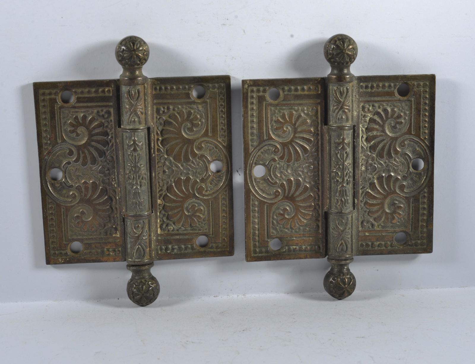 Antique Ornate Victorian Hinge (1 of 4)