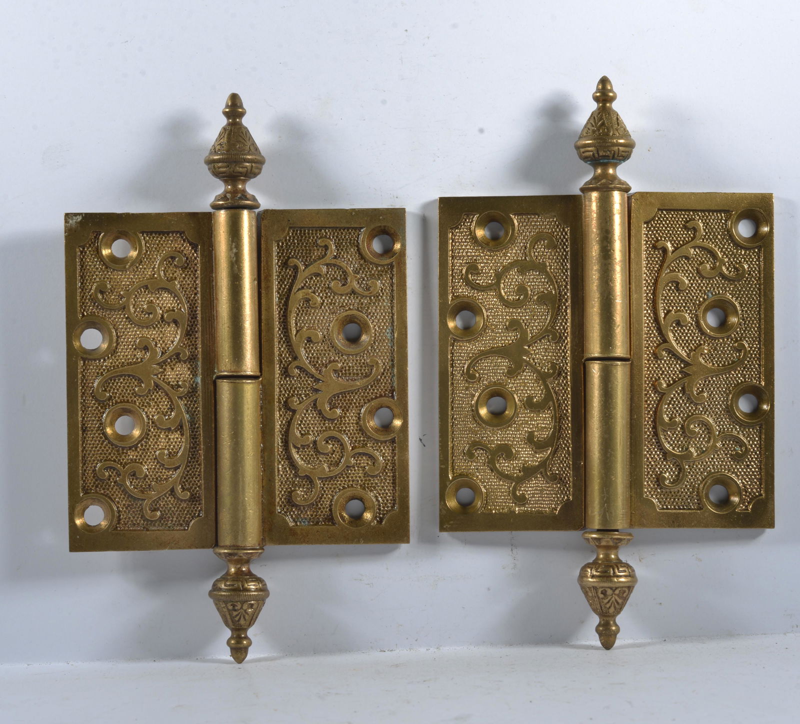 Antique Ornate Victorian Hinge (1 of 2)