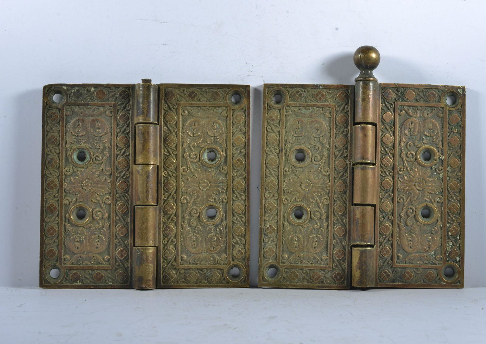 Antique Ornate Victorian Hinge (1 of 2)