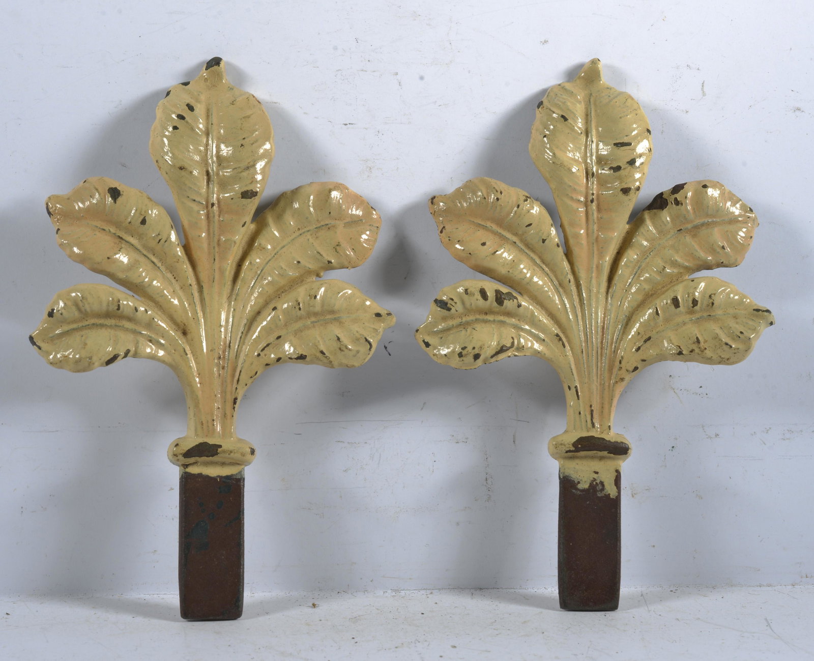 Antique House Hardware: this is a fantastic selection of antique hardware from the lifetime collection of Greensboro Antique dealer Mary Wells.