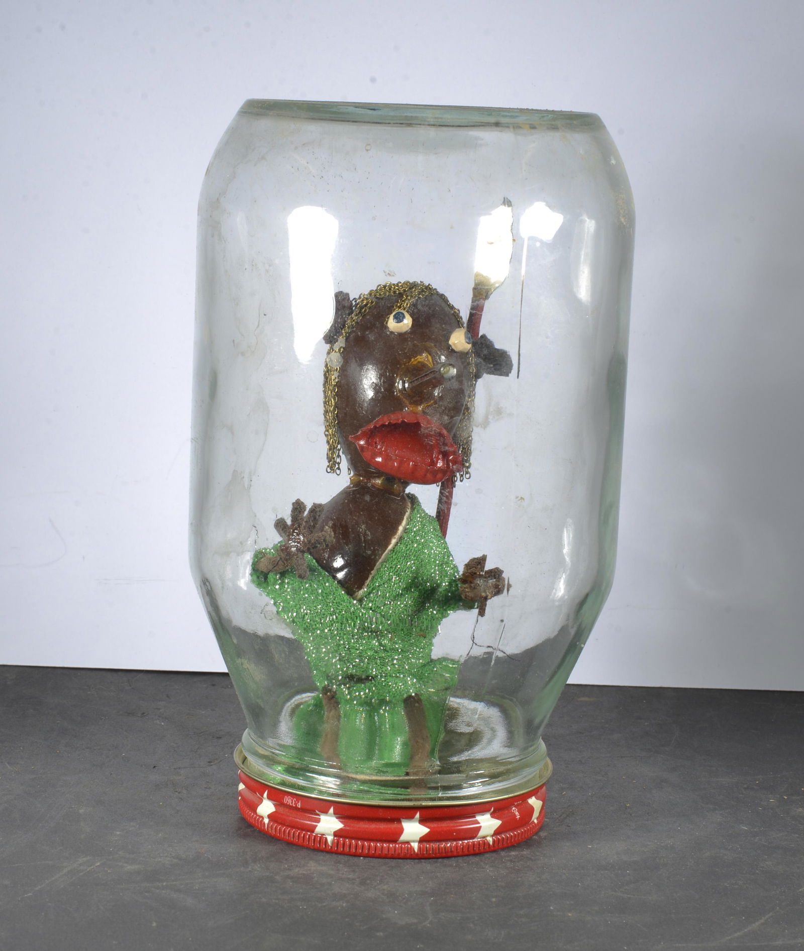 MAXWELL COFFEE JAR WITH BLACK AMERICANA FIGURAL: MAXWELL COFFE JAR WITH BLACK AMERICANA FIGURAL 8" L