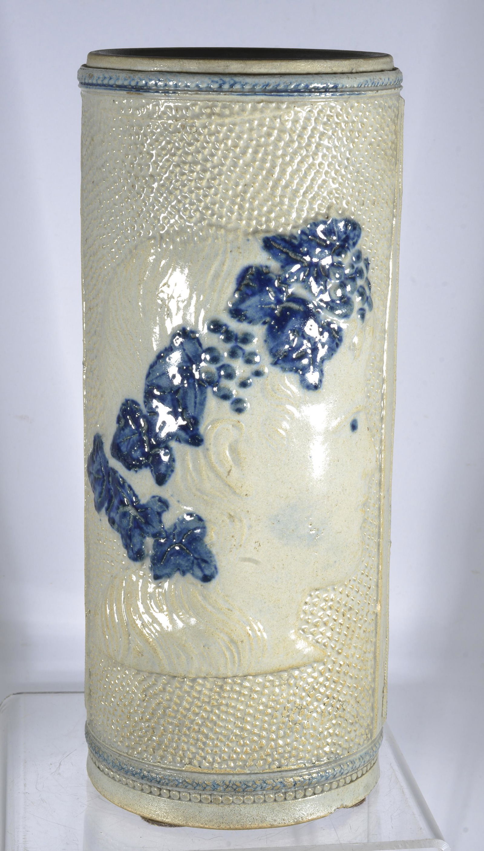 BLUE & GRAY SALT GLAZE OLD SLEEPY EYE POTTERY (1 of 3)