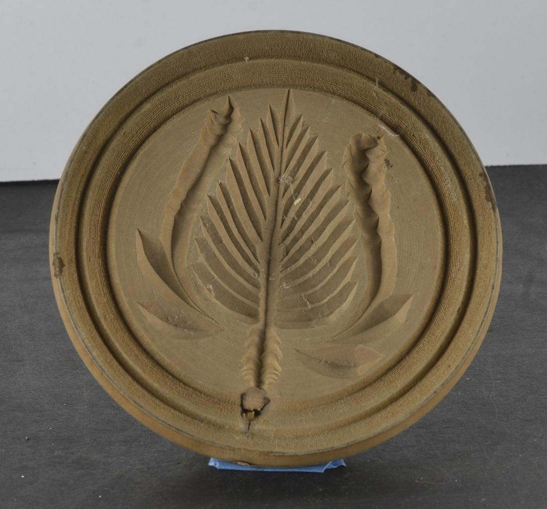 EARLY WOODEN BUTTER MOLD LEAF (1 of 2)