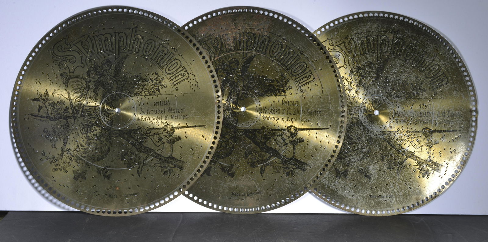 COLLECTION OF (3) VINTAGE REGINA MUSIC BOX DISCS (1 of 1)