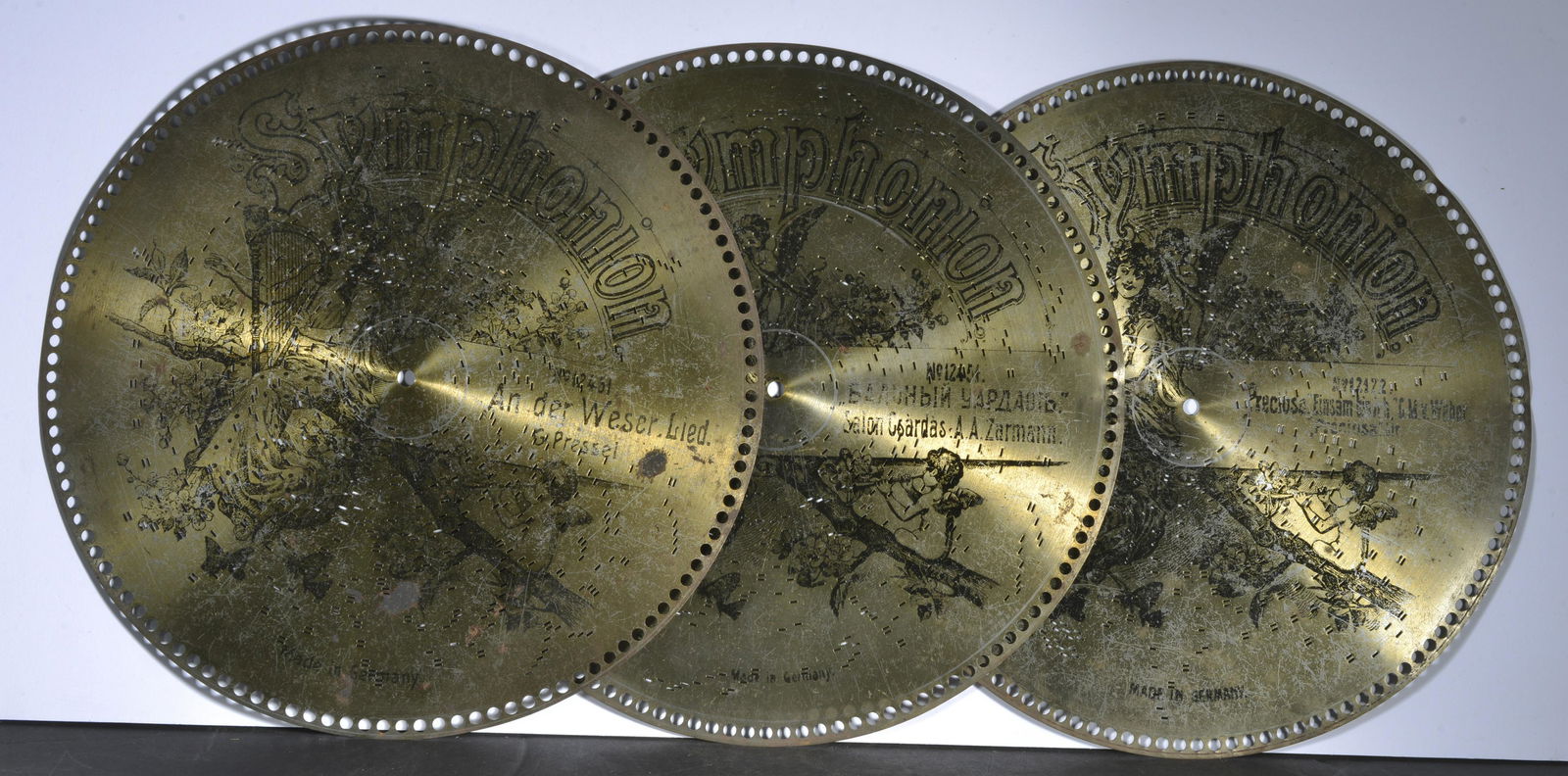 COLLECTION OF (3) VINTAGE REGINA MUSIC BOX DISCS (1 of 1)