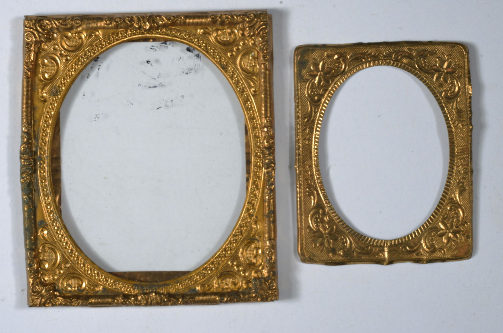 VINTAGE (2) TIN TYPE FRAMES (1 of 2)