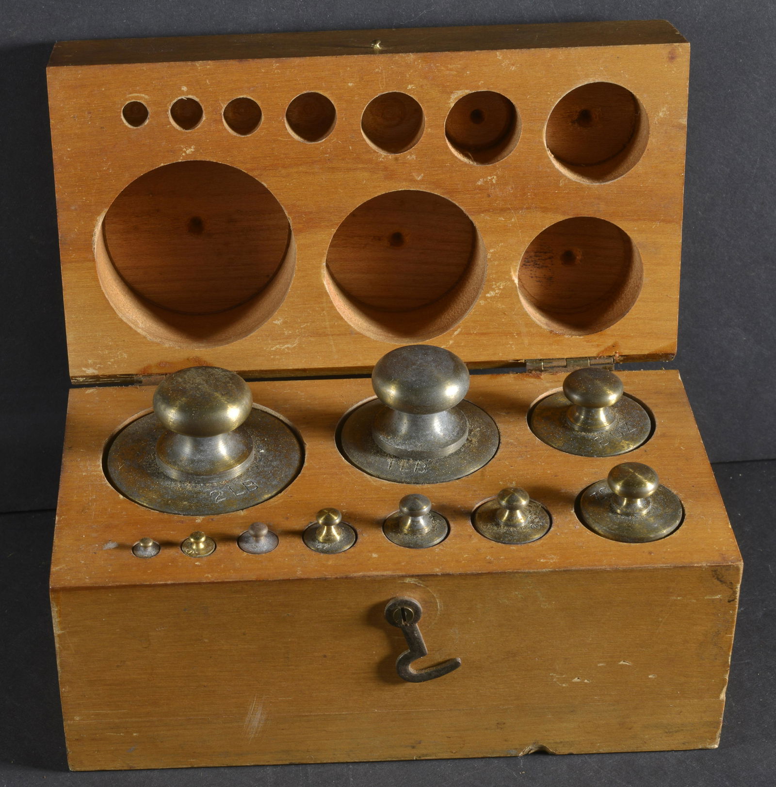 ANTIQUE OHAUS CORP WEIGHT SET IN WOODEN BOX IN ORIGINAL BOX (1 of 2)