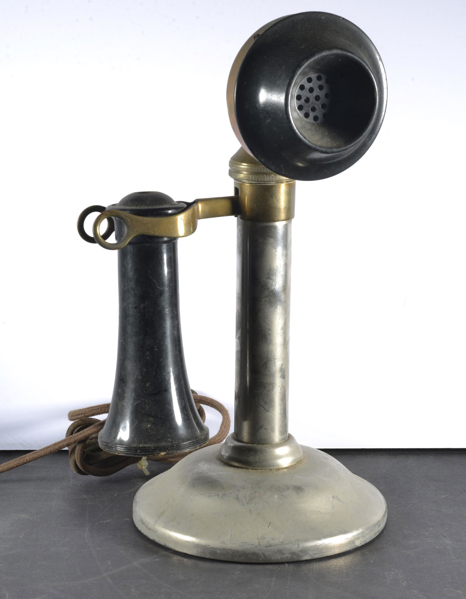 VINTAGE KELLOG CANDLESTICK TELEPHONE (1 of 2)